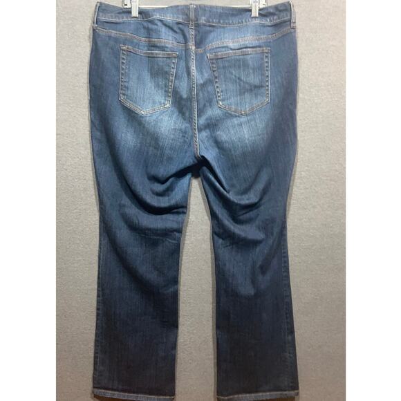 Torrid Womens Comfort Stretch Bootcut Jeans Blue Size 18R - Picture 3 of 9